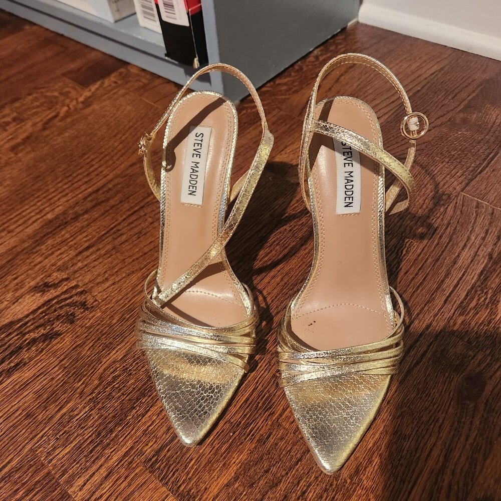 Steve Madden Golden Heels